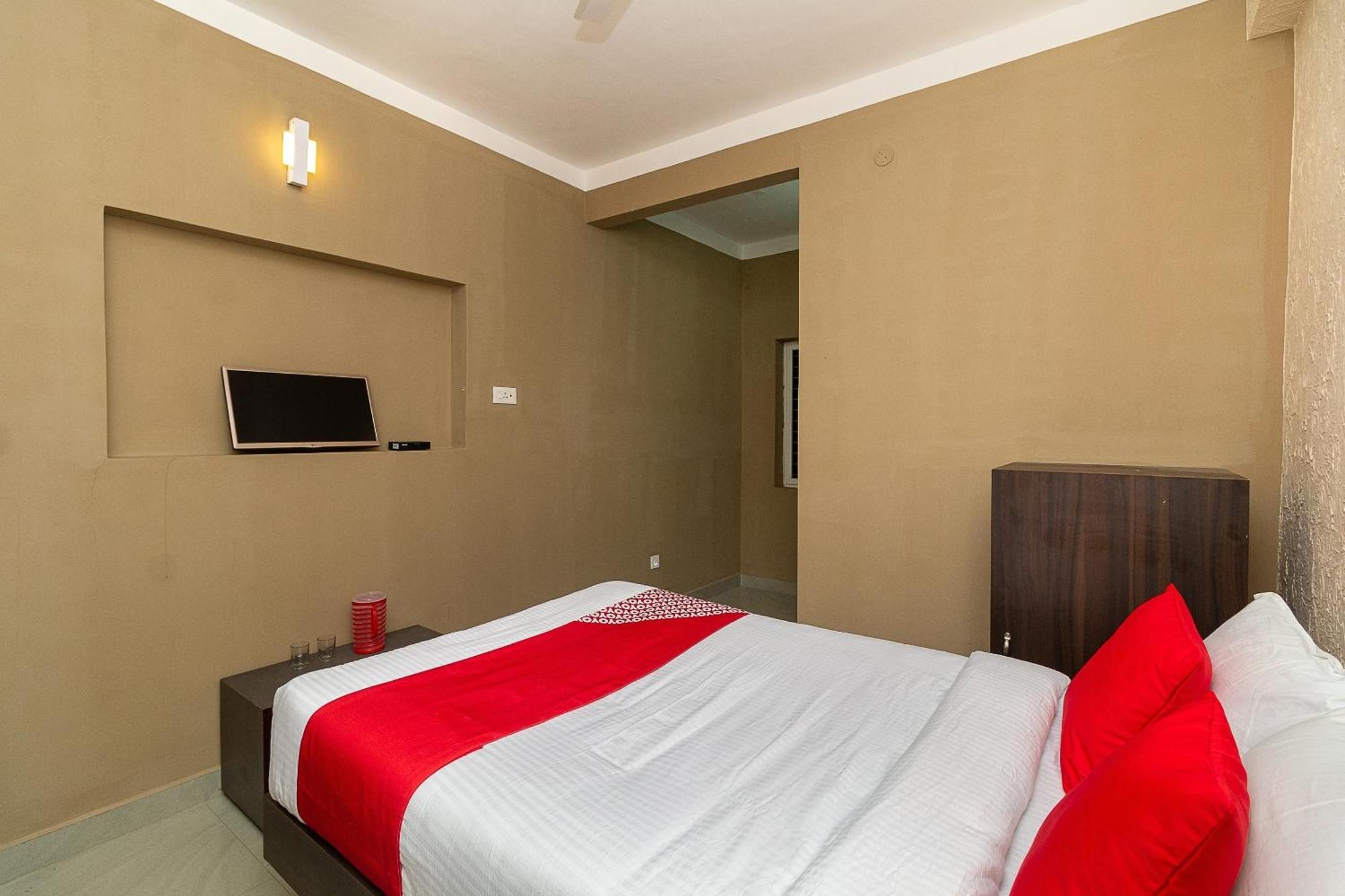 Oyo Green Hills Villa Kuttālam Exterior foto
