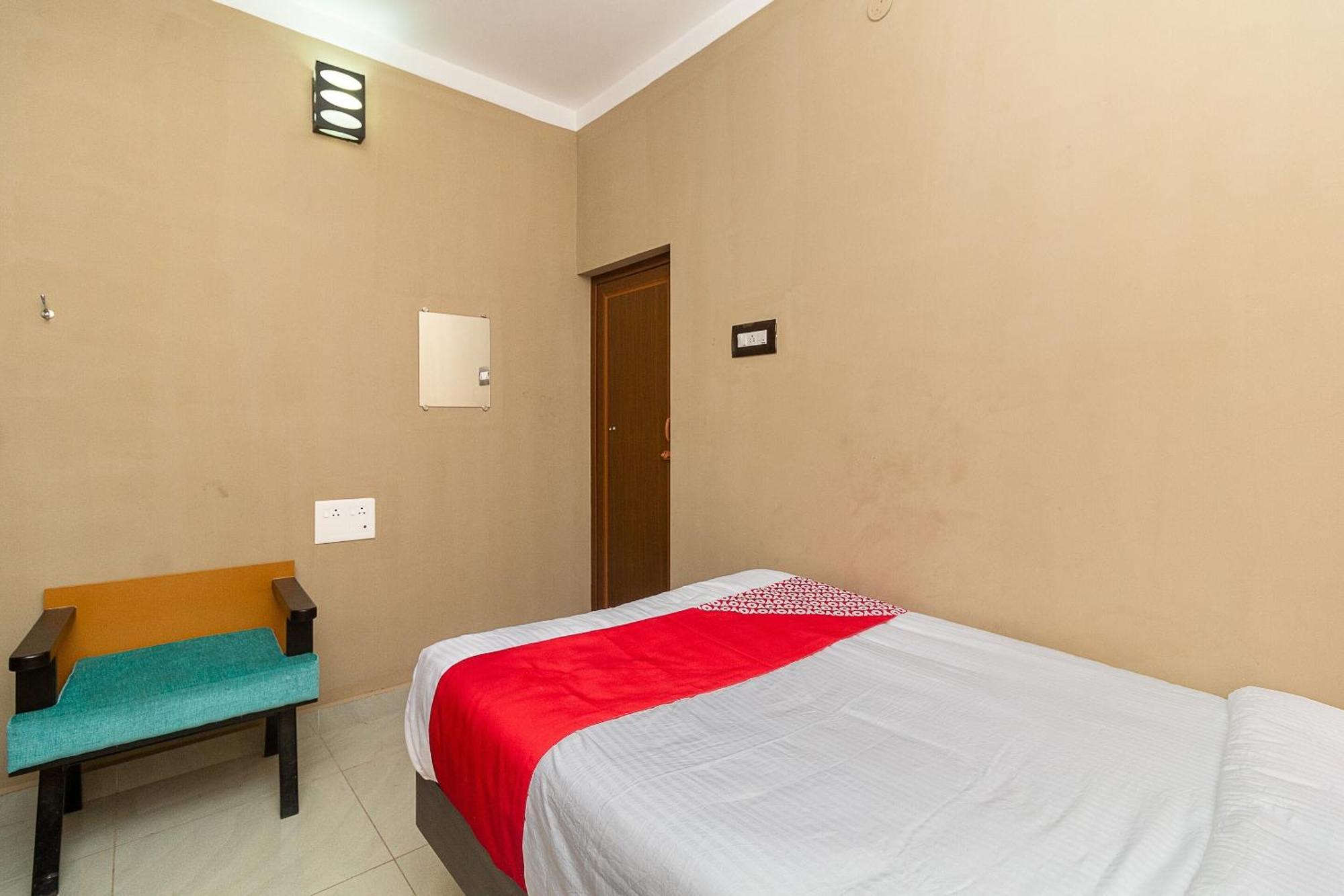 Oyo Green Hills Villa Kuttālam Exterior foto